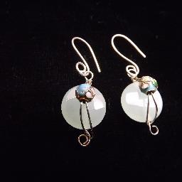 RobinSells's profile picture. Jewelry maker, special needs educator.