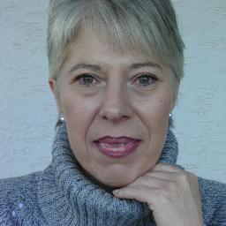 Andrea_Kleinert's profile picture. Schreibmedium
Prognosen mit Hintergrundinfos zum besseren Verständnis warum wer was macht und nicht anders! Kein Hausfrauentarot und keine Kirmeswahrsagerei!