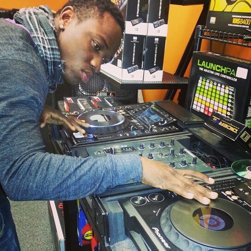 blazing the place..... instagram Steeve steven steevo