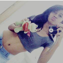 ㅤㅤㅤ_ SOU FORTE ! ㅤ, repeti isso inúmeras vezes , com os olhos cheios de lágrimas .=/