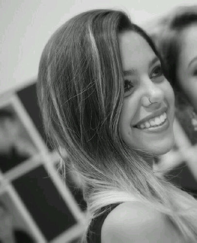 Estudante de Psicologia, virginiana e chorona.
http://t.co/VoW0b1LpOR