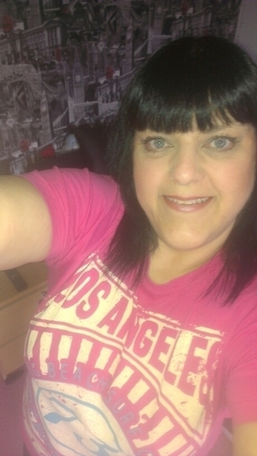 feerobb's profile picture. 