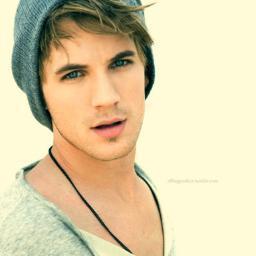 Fatos e Ênfase nas Cortadas! Não é quem eu sou por dentro e sim o que eu faço é que me define. #FollowMe! (Unfollow who not follow me) Perfil de Frases