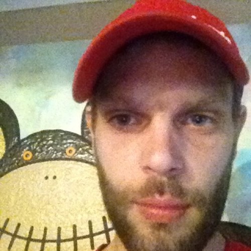 DJ on http://t.co/oSbInnCSOs