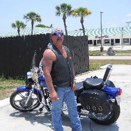 Ironworker and Rigger for over 30 years. Now i want to spend more time with my Family. Life isn't about finding yourself.Life is about creating yourself.