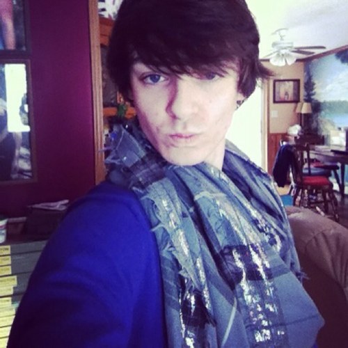 Im gay, I love friends family computers youtube a bunch of stuff get to know me im a really cool guy :D