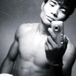 Mais eu escolho Deus , eu escolho ser amigo de Deus , eu escolho cristo todo dia .-.