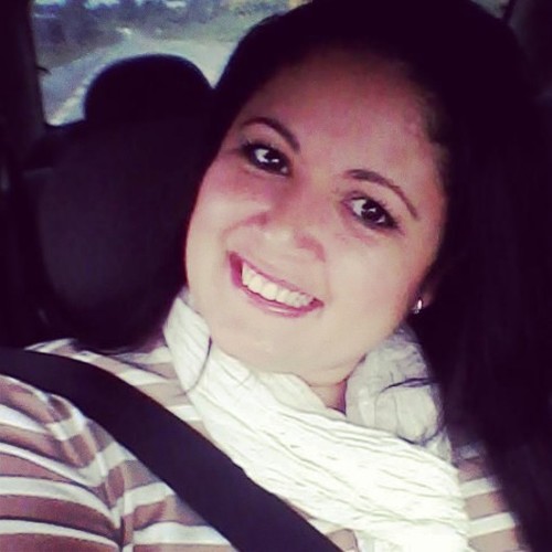 Talita = Menina!
Que ama a Deus sobre toda as coisas, seu marido, sua família e a vida!