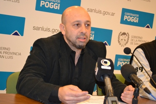 cototo2's profile picture. Eventos Culturales  Lic en Arte Lic en bioquimica Profe de Folclore y musica Director de la Escuela de Arte