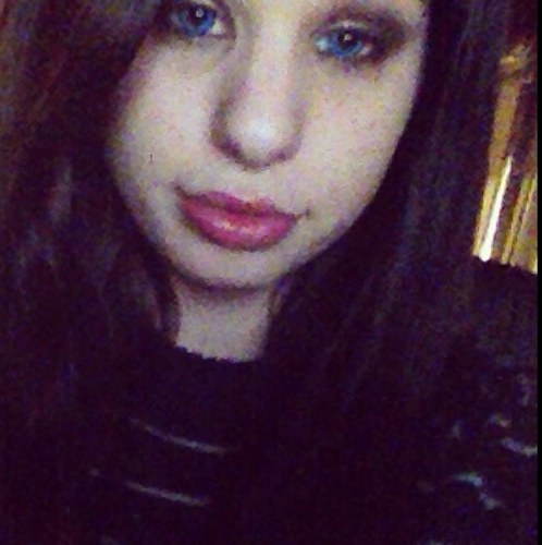 18 , talk to me if you want to know me !