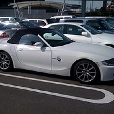 Bmw Z4 Rt 商品名bmw Z4 Sdrive35i E パールホワイト品番kpwメーカー京商発売予定日 11年12月下旬発売予定サイズ1 18 カラーパールホワイト詳細コンパクトクラスのオープンモデルとして人気を集めているbmw Z4の2代目モデル 軽量