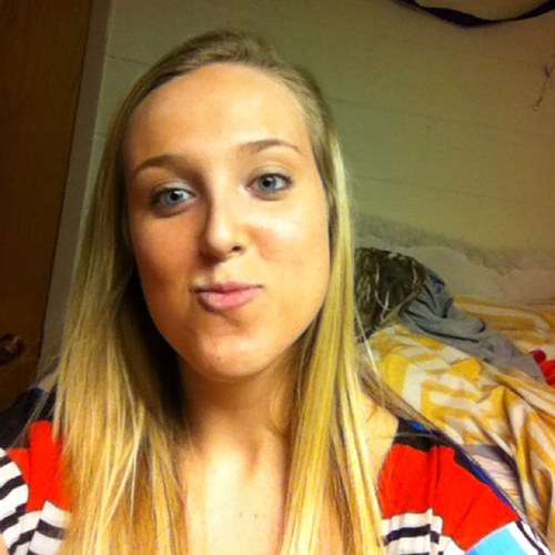 Chelsea Ziegler Zigzagchels Twitter