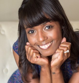 made_divine's profile picture. I design handmade wedding vow holders + custom wedding stationery. Wedding shop https://t.co/FPFJOgvE8I | Print shop https://t.co/4OVjSUYGeW