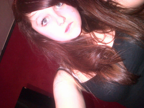 My name is ashleigh i love one direction&BlackVeilBrides and to draw and going on my computer 24/7 :)