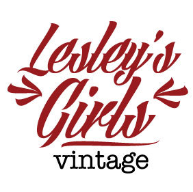 #Colchester #vintage #shop and #blog.

#Fashion + history = vintage Visit: http://t.co/x7AaebTxkM  
http://t.co/DryIfzIY

We also work with @secret_vintage