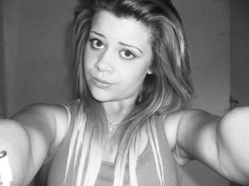 Norwich | Follow Me | 16 | If you read this tweet me 'cats' |