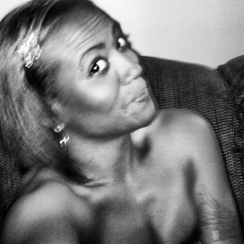 ★Call me #Nicci★ #TeamCaughtYaSlippin #BlessedByTheBest #RMFNHB #Scorpio I ♥ #Ale8One #TeamDarkSkyn #GMG #TarHeels #Packers #Milf #T² #Live #Laugh #Love ♠