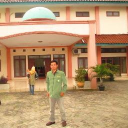 UpiknyaDia's profile picture. Anak Ndeso yang ingin menjadi orang
SABAR & JUJUR