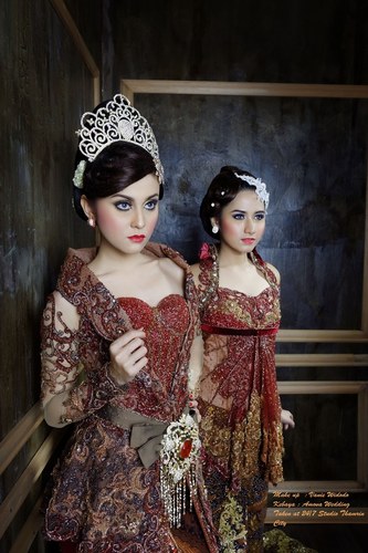 Kebaya, Make Up, Photo-Photobooth-Video, Decoration, Rental Photography Lighting System, etc.
Contact us :
M : 08561800207-02198099114
E : info@theanova.com