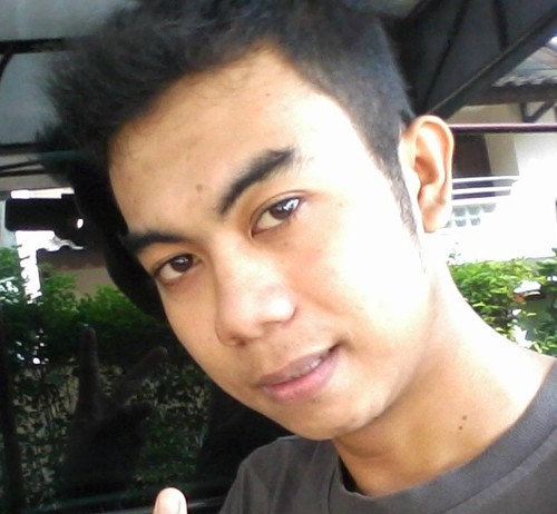 dedeyusnandy's profile picture. orang'x tinggi. Kurus. Cuex nyebelin tapi humoris. Dn yg pasti ganteng lh..