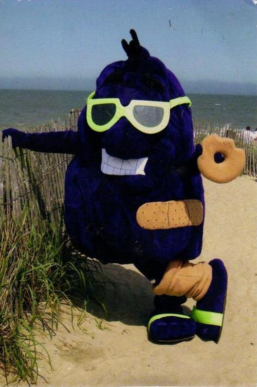 rehobothfp's profile picture. Fractured Prune is all about the hot hand-dipped donuts! Visit us at 20214 Coastal Highway, Rehoboth Beach, DE. Call in order? Call us at 302-227-0747