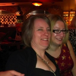 sarahmoz1's profile picture. Loves madness and Morrissey,  sometimes pretends to be a international flight attendant.starring in Harry hill's new live dvd, out for christmas awwwoooooogggaa