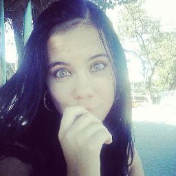 Isso é real, isso sou eu, sou o que eu sempre quis ser

/ -  Sou Bonita ? querido vou comprar um óculos pra você.