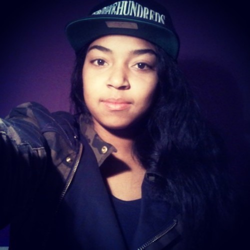Instagram ; mirellajenefffer
