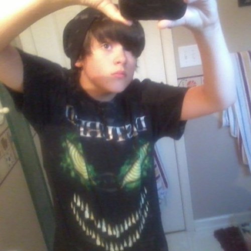 Okay. So. My Name Is Brant Mitchell Fife. I'm 13 xP I Love Bleach :P And This Isnt Much Of A Description So Bye.