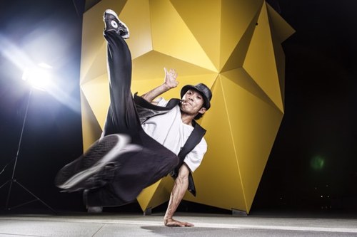 bboying dancing performing networking worldwide. Im from Japan known as bboy HIRO, bboying since 1999. represent kamata breakers japan, wakaka crew malaysia