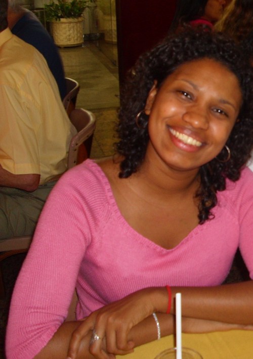 Esposa, engenheira cartógrafa, amiga, filha, irmã, confidente, colega, conhecida. Sendo uma pessoa melhor do que era ontem!!!