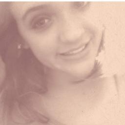 haaaw oq fala pra ela? Piriguet, eu amo riscar voç,amo rir com voç ,sir com voç .amoo tudoo em tii nega'' gremistinha AMOO MTOO TUU '' @myheart_isblind   ♥