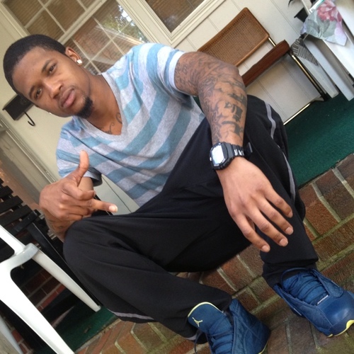 Dont Judge A Man From His Past, Fuck You Haters, Gotta 4yr Old Son, We Talk Money, Free My Broz Poppi , TAZZ, JQ !!, Employed bitch !!,  Follow A Nigga!!
