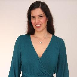 אני עוזרת למטפלים ברפואה משלימה להכפיל את ההכנסות בעזרת דרך מהנה לשווק את עצמם ולאנשים לעצב את מערכות היחסים שלהם כרצונם