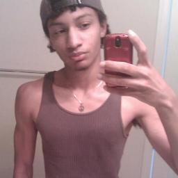 YO I DNT CARE WAT U DOIN JUST FOLLOW ME do i need 2 say anythin else i dnt think so.follow my sista in law @Im_BrownSkin