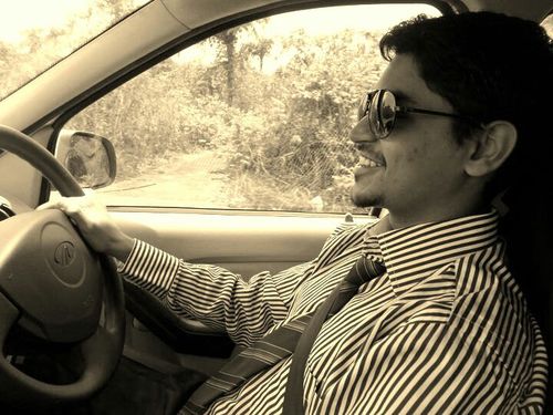 aniketkenkre29's profile picture. ||IT Engineer||F1_Lover||Goan