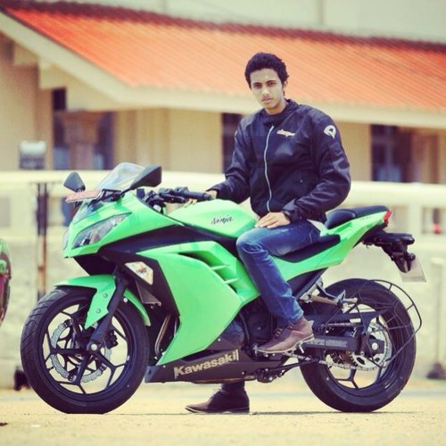 747anwar's profile picture. motorcycle enthusiast