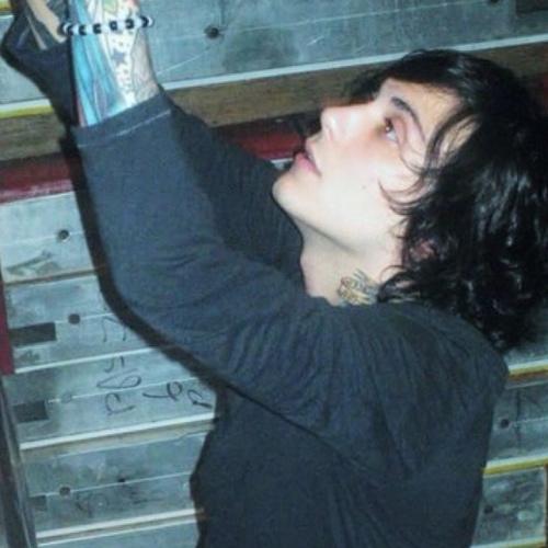 FrankicIcro's profile picture. Chillin' like a villain.