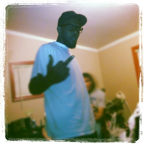 SOUF SIDE BOUND 25/8 ON A MISSION TRIN 2 GET........SO IF U AINT TALKIN BOUT SUMTHIN GUD DONT WASTE YA TIME.......