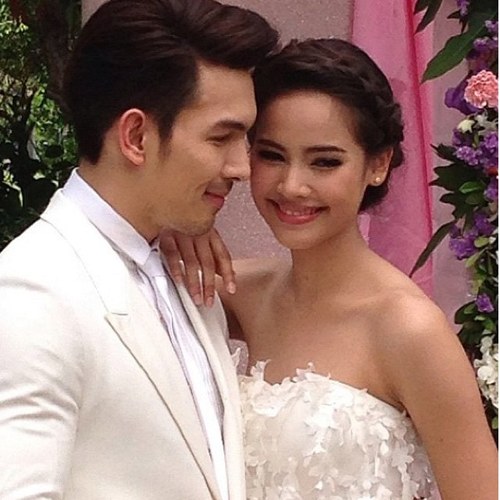 เขตต์ตวัน จากมายาตวัน ไม่ใช่คุณอั้ม อธิชาติครับ คู่ผมยัยกระต่ายน้อยสีดำหัวดื้อ @Muttana_MYTW