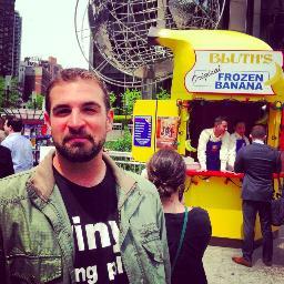Licensed NYC Tour Guide. Let me help make your time here amazing! Tweets about NYC news, culture, history, etc. Also Phish and Philly sports.

he/him/his.