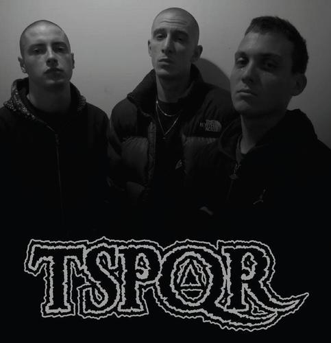 Tibber Squadd, rap underground romano dal 2007..
Facebook Page: Tibber Squadd