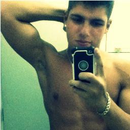 Segue aii ,Eu sigo de volta ;) s2