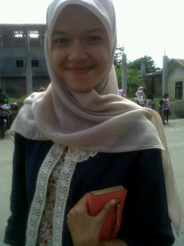 Baik , setia dan lain lain ☺