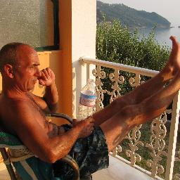 Reynoldstribune's profile picture. 