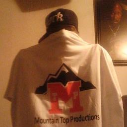 LOVE DOING MOUNTAIN TOPP PRODUCTION MUSIC,LOVE MY FAMILY, AND PIZZA IS NUMBER ONE ON MY FOOD CHAIN (lol)