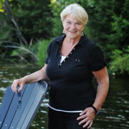 cabinlady's profile picture. 