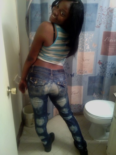 Just Follow Ah Real Boss Bitch ! ツ