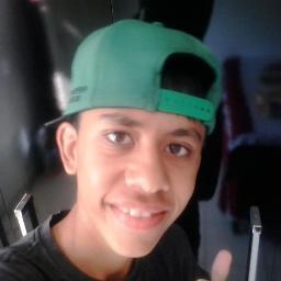 As vezes você perdoa uma pessoa porque a falta que ela faz em sua vida é maior do que o erro que ela cometeu.