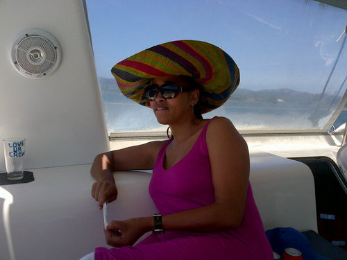 A marketer, interior decorator, singer.  Committed wife, mom, child, sister, aunt and friend. Love God and human kind.